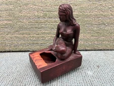 VINTAGE RED CLAY BEAUTIFUL YOUNG WOMAN ASHTRAY