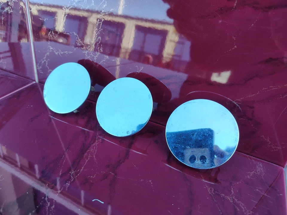 Tapacubos centrales cromados Chrysler Dodge Jeep 2,25" 57 mm (3) OEM # 04755049 04782556 Foto 3 de 4