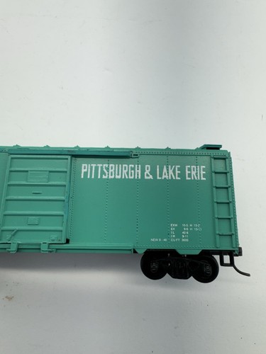 Athearn HO Scale 40' Box Car Pittsburgh & Lake Erie New York Central #30890 - Picture 8 of 10