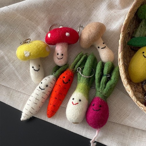 Nepal Handmade Wool Felt Vegetable and Fruit Bag Charm, Cute Bread Keychain - Picture 5 of 26