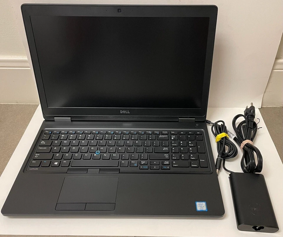 Dell Latitude 5580 15.6" Intel i5 i5-7300U 8GB 128GB Windows 10 Pro Foto 2 de 4