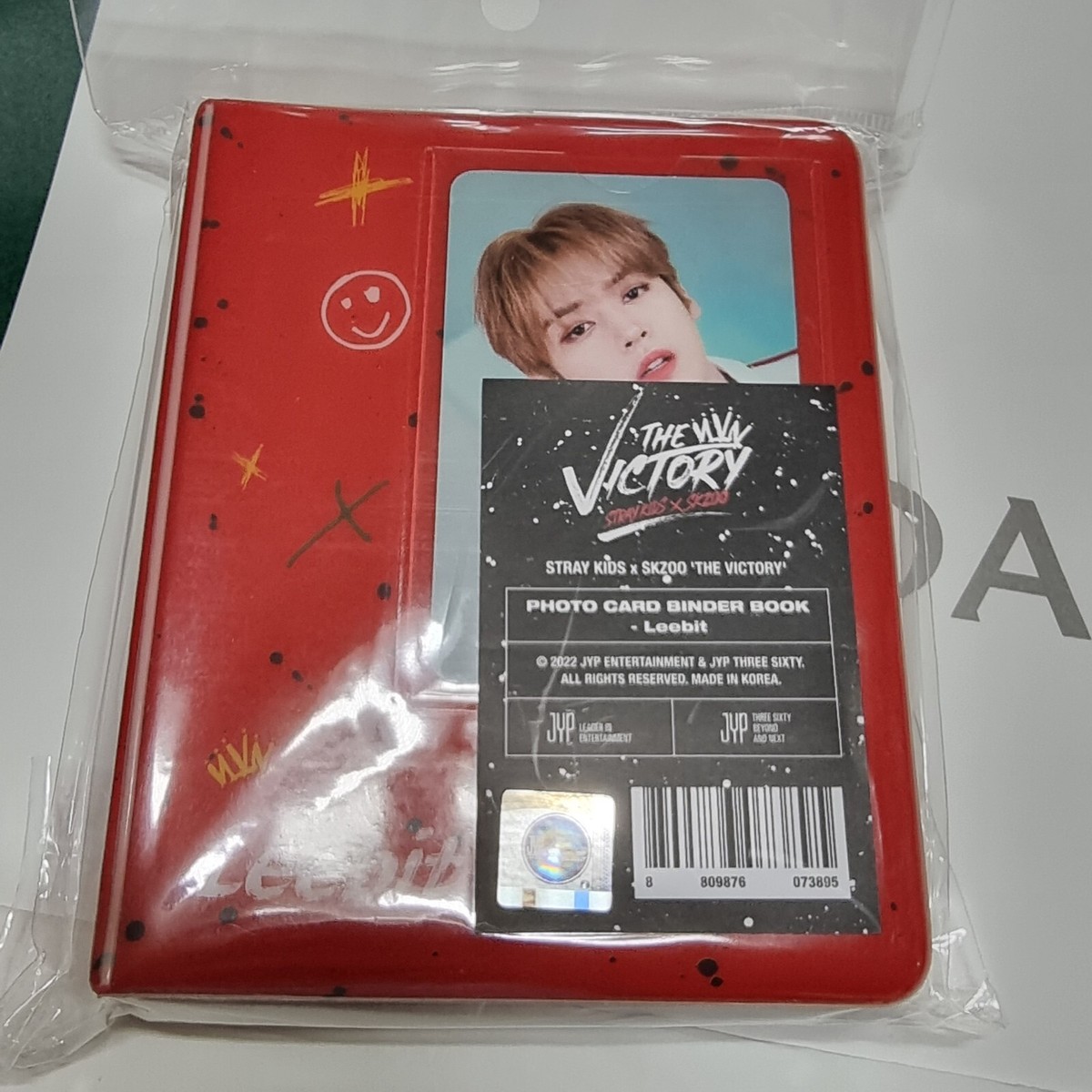 STRAY KidsX SKZOO THE VICTORY POP UP STORE ORIGINAL BINDER