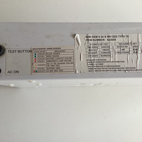 422058 6v 20W Light NEEDS BATTERY - Picture 2 of 3