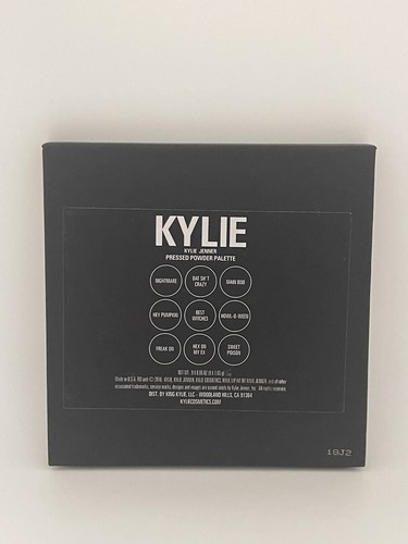 Kylie Jenner Cosmetics Halloween Mummy Eyeshadow Palette Brand New (See Pics) - Picture 4 of 7