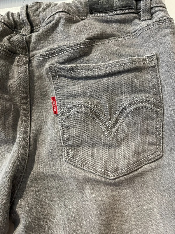 Levis Size 14 Reg Girls Skinny Light Gray Denim -  Adjustable Waist Comfortable!