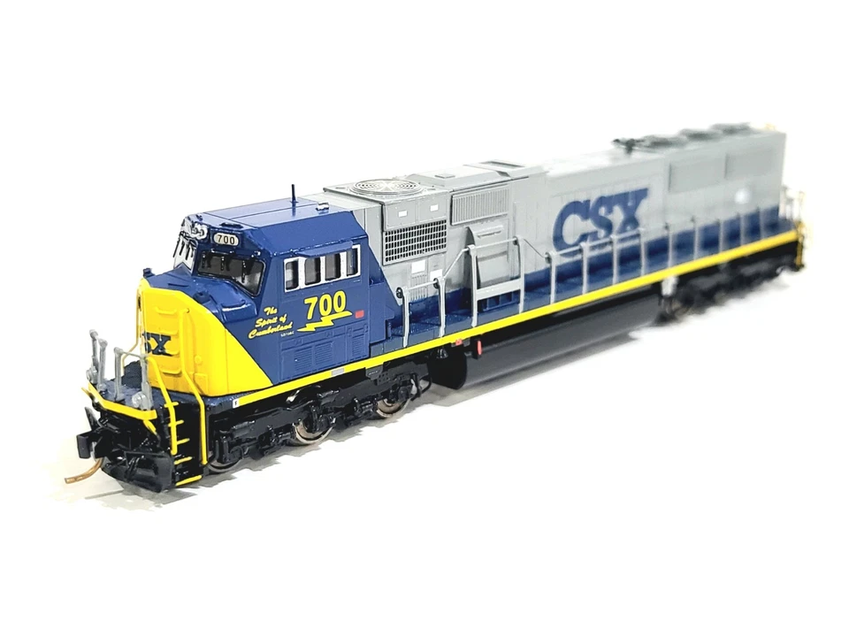 Overland OMI CSX EMD SD70MAC CSX Transportation #700 N Brass Model #2849.2 - Image 2 of 4