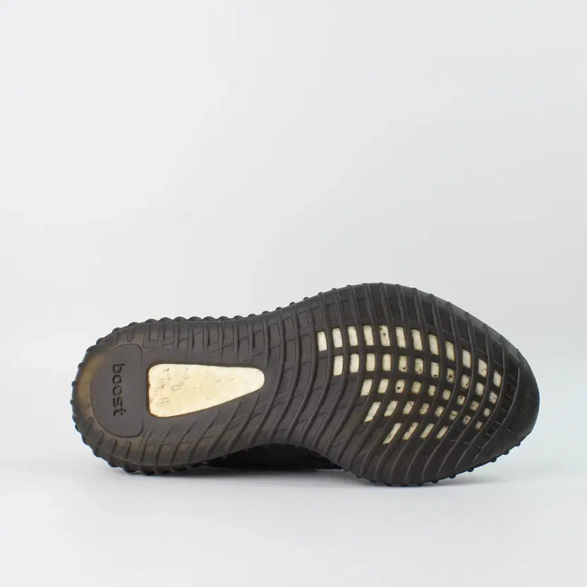 Adidas Yeezy Boost 350 V2 Black Red Sneakers - Size 265, 2020 Model, Used thumbnail 7