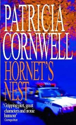 Hornet's Nest (Andy Brazil) - Paperback By Cornwell, Patricia - VERY GOOD