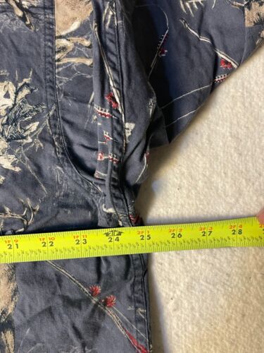 Magellan Sportswear Long Sleeve Button Up Deer Shirt Size Large Hunting Bucks - Picture 8 of 9