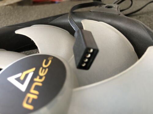 Antec 120mm case Fan Rgb 4pin F12 Series - Picture 3 of 5