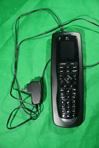 Télécommande universelle station de charge télécommande à écran tactile Logitech Harmony One - Photo 1 sur 3