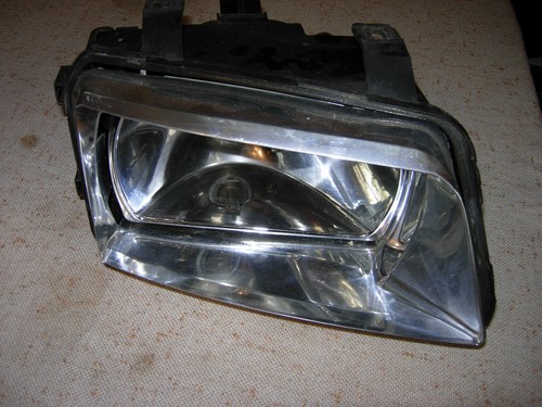 Scheinwerfer Rechts  Valeo Audi A4 B 5 Limousine