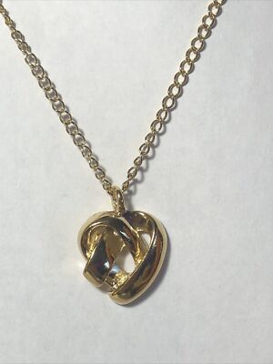 Vintage SETA 18  Gold Tone Chain & Pendant New Old Stock Korea 