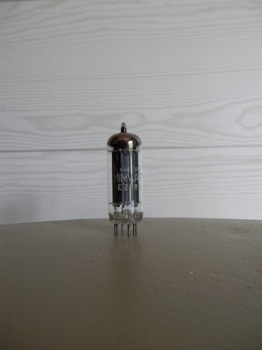 EZ80, MINIWATT , PHILIPS ,Tube , lampe Röhre Valve Lampa.occasion non testée