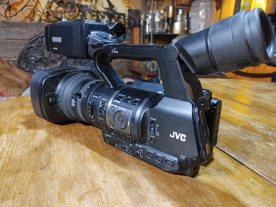 JVC GY-HM650U ProHD Mobile News Camera Dual SD Card TESTED - Image 4 of 4