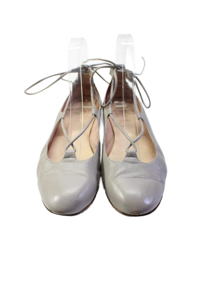 Bailarina plana gris FS/NY para mujer de cuero con puntera almendra con cordones y correa al tobillo talla 8 Foto 2 de 4