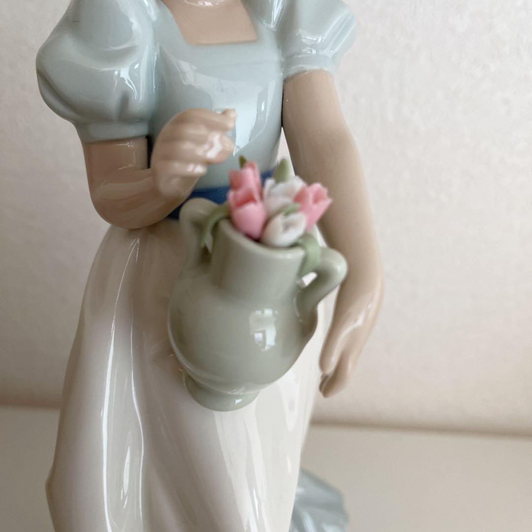 Lladro Nao Figurine | eBay