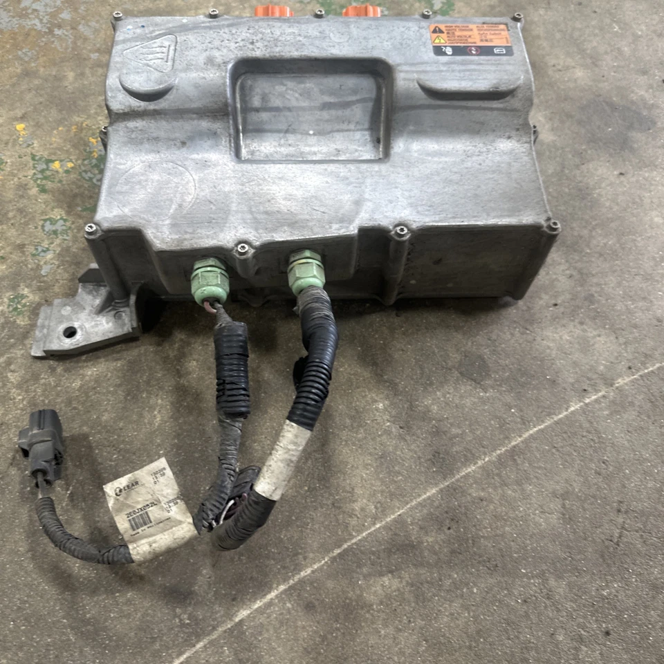 Chevrolet Volt ELR 2011-2015 OEM GM Drive Motor Batería Cargador 22799689 Foto 4 de 4