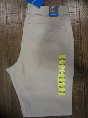 Columbia Men's Active Fit Straight Tech Pants 32 x 32 Ancient Fossil Beige