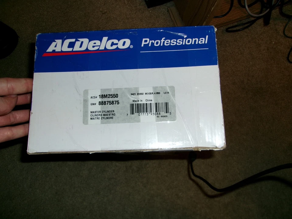 Genuine ACDelco For Dodge Avenger 2008-2014 Brake Master Cylinder Aluminum Black - Image 2 of 4