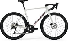 Bici da corsa MERIDA SCULTURA 8000 ULTEGRA Di2 12v ruote carbon (MY26)