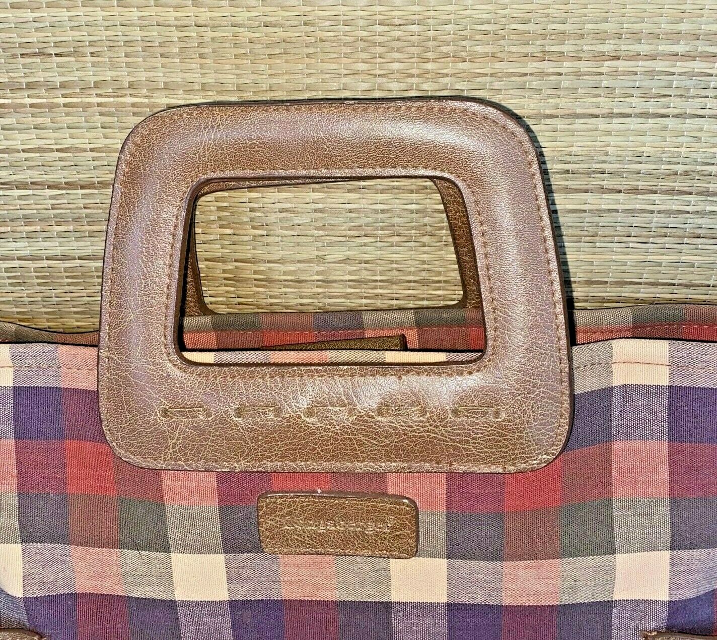 Picture 4 of 12