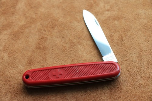 Victorinox Taschenmesser Safari Solo Schweizer Offiziersmesser rot großes Messer