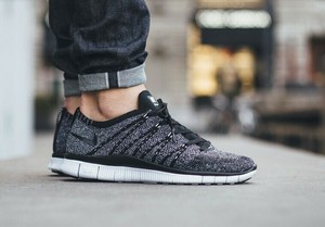 nike free flyknite