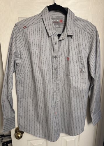👷👷Ariat FR Classic Work Cat 2 Flame Resistant Shirt Women’s Size L 👷👷