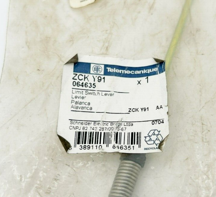 New Telemecanique ZCK-Y91 Limit Switch Lever Kit, 064635, ZCKY91 New Telemecanique ZCK-Y91 Limit Switch Lever Kit, 064635, ZCKY91