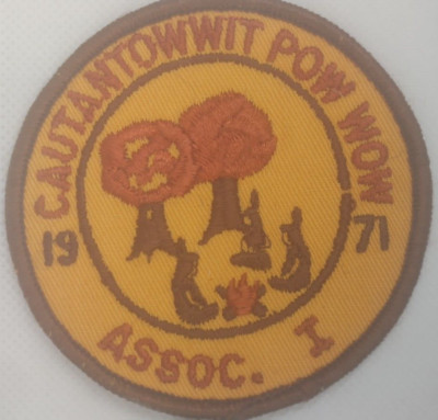 BSA 1971 Cautantowwit pow wow Assoc. I        Patch