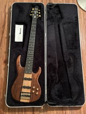 Carvin LB76 Natural 6 String Electric Bass Gu...