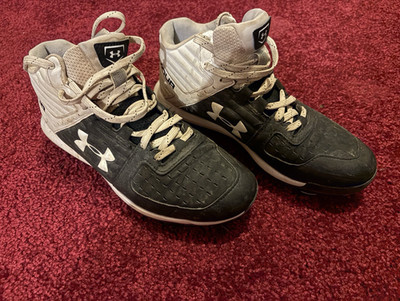 USED Under Armour Boys Baseball Cleats - Black White Colorway