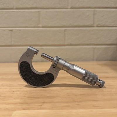 MAHR 0-25mm THREAD PITCH MICROMETERS 1/100mm W/ RATCHET STOP