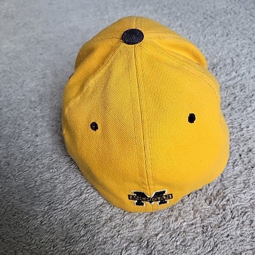 Michigan Wolverines Hat Cap Fitted L-XL NFL Football Yellow Baseball Zephyr - Picture 6 of 12