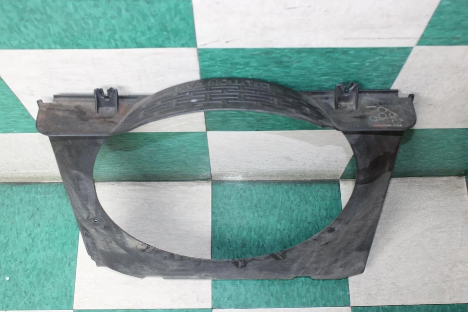 93-98 GRAND CHEROKEE 4.0L Motor Enigne Cooling Fan Shroud Unit Factory OEM - Image 4 of 4