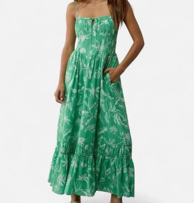 third form visions lace maxi dress VISIONS LACE DEEP V MAXI DRESS | BUTTERCREAM & BLACK | THIRD FORM | Women's  Australian Fashion — THIRD FORM