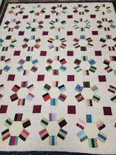 Vintage Patchwork Quilt Hand Quilted 77"x92" Modified Wedding Ring Dresden Plate