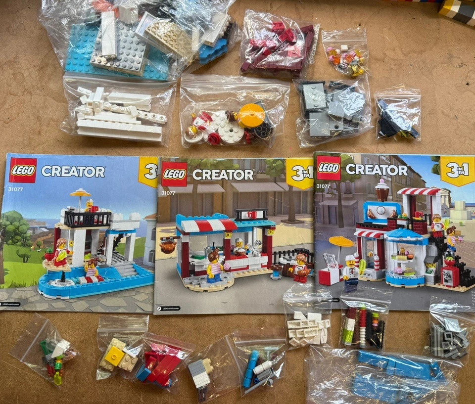 LEGO Creator 31077 Modular Sweet Surprises, photo 1 of 5
