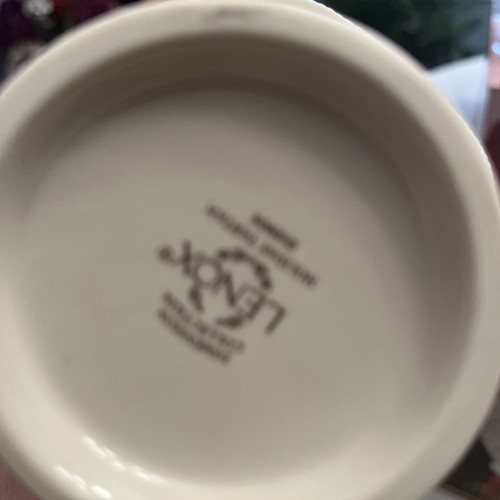Lenox Holiday Tartan Collection 5 3/4" Fragrance Votive Warmer Rare - Picture 6 of 7