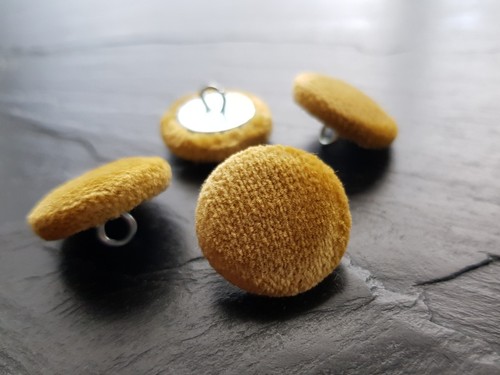 Golden yellow velvet fabric covered buttons 14, 19, 23, 25 or 31mm in packs - Picture 8 of 16