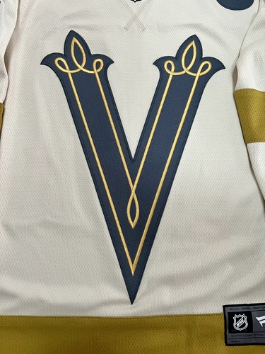 Mark Stone Cream Vegas Golden Knights 2024 NHL Winter Classic Fanatics With Hat - Picture 2 of 7