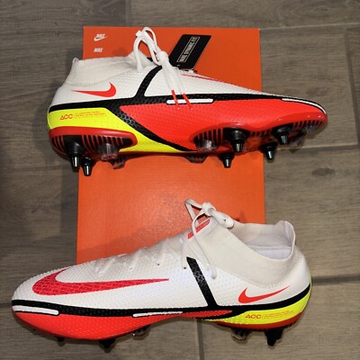 Size 12.5 M - Nike Phantom GT2 Elite DF SG-Pro AC White Soccer