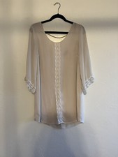 Beautiful Cream Color Long Sleeve Dress By ASTR!! Size Medium!!