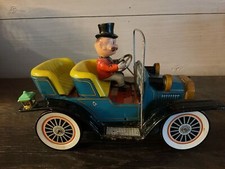 1950's T.N. MADE IN JAPAN NOMURA TIN TOY MYSTERY CAR J1901 BATTERY WORKING