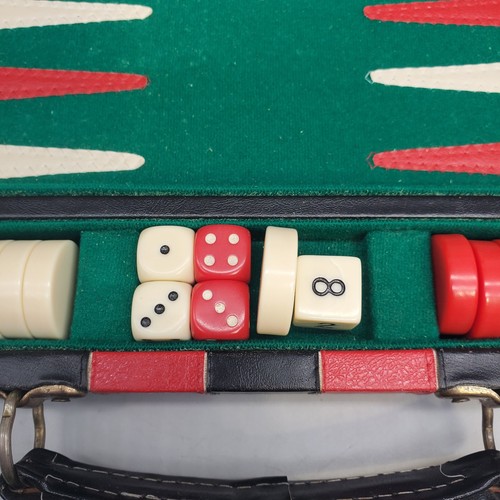 Set Backgammon Vintage Rosso Nero Verde Similpelle Dama Rossa e Bianca - Foto 3 di 5
