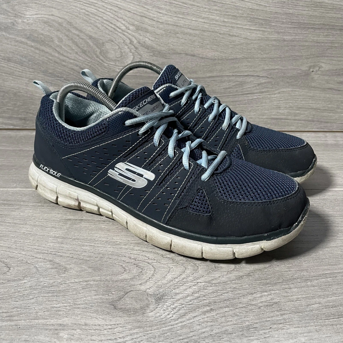 Skechers lite store weight running