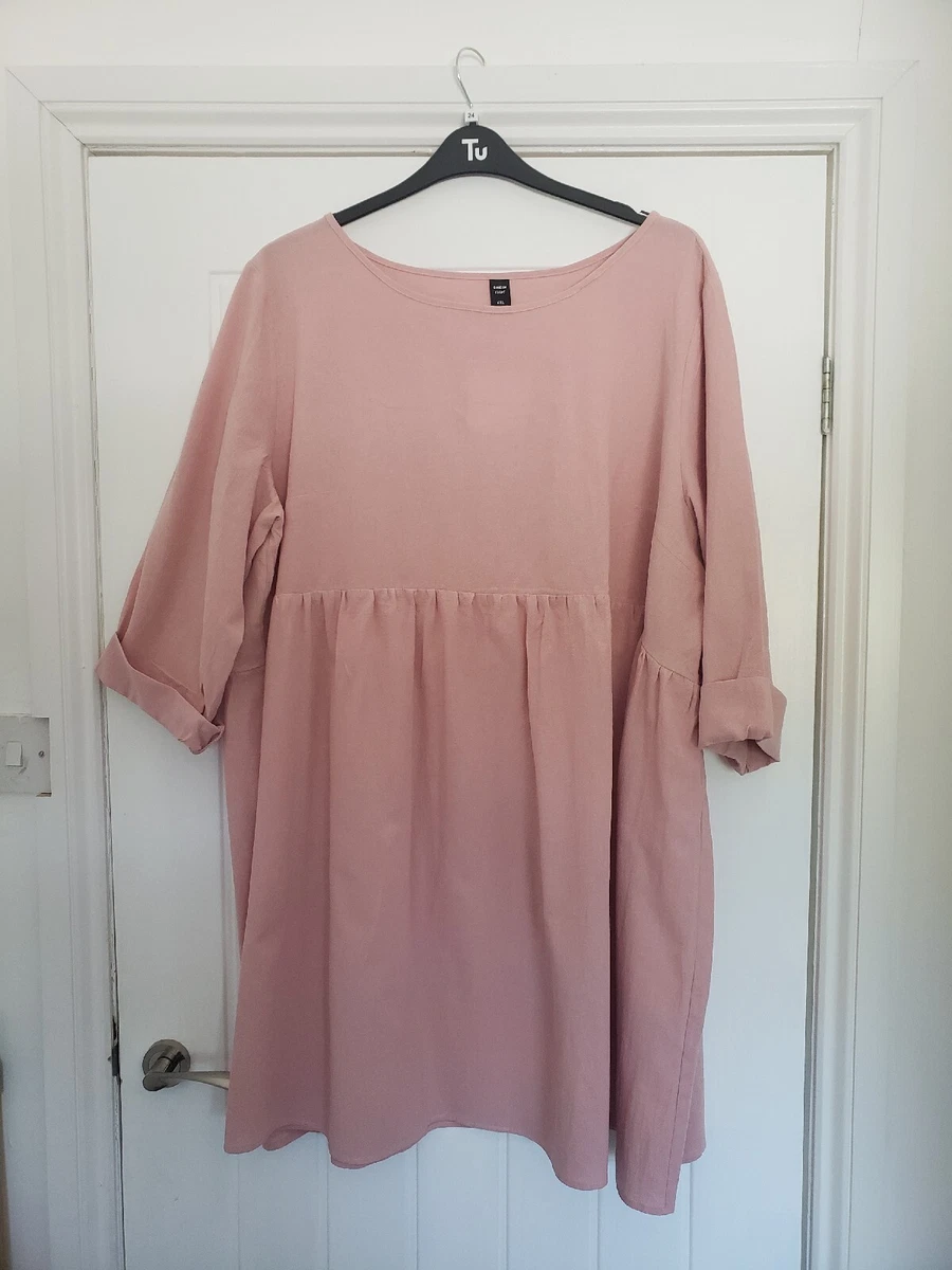 Curve top baby clothing
