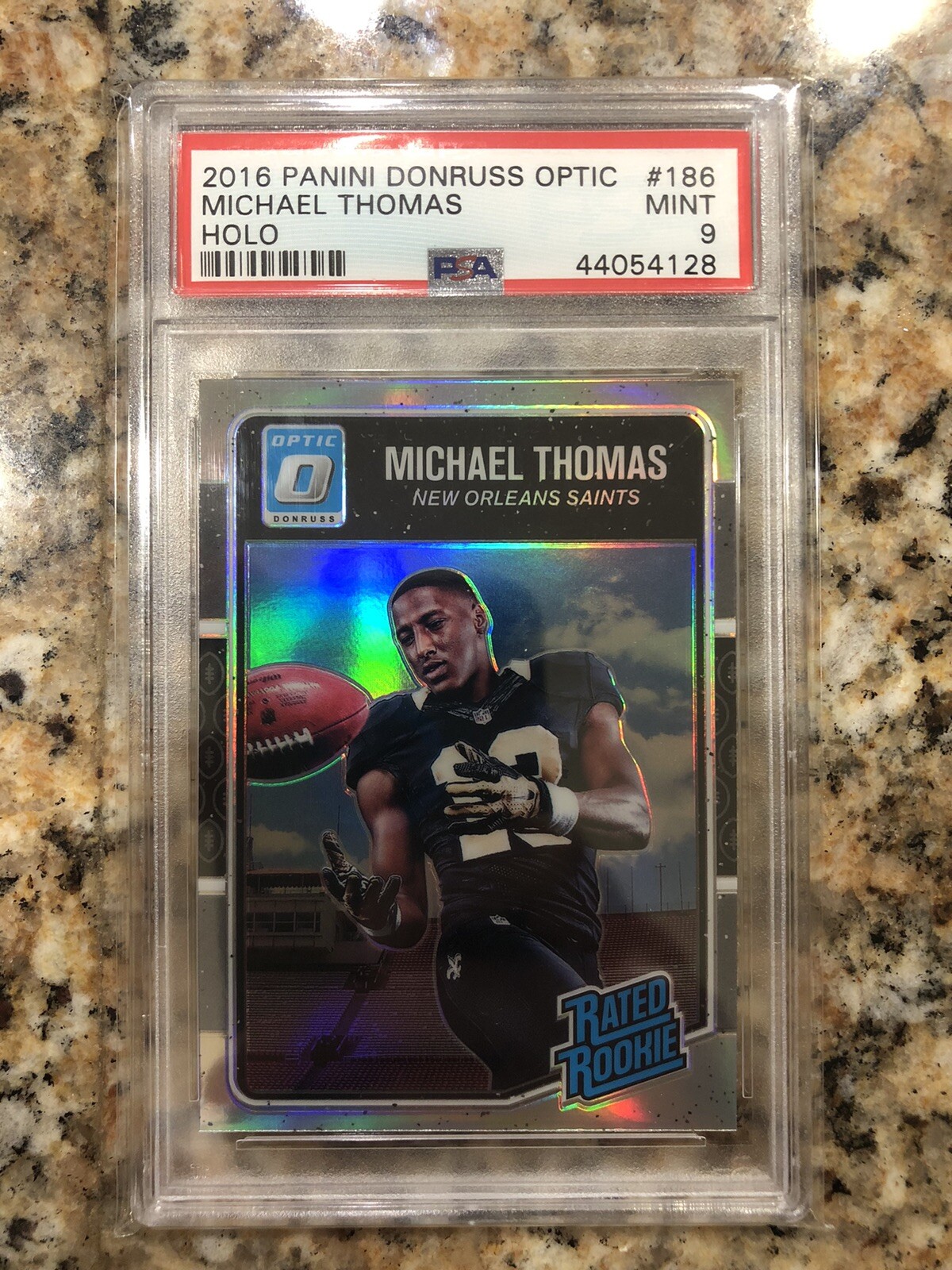 2016 Panini Donruss Optic Holo Michael Thomas #186 PSA 9