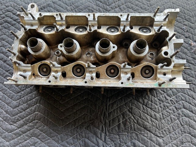 ferrari 308 or mondial engine left cylinder head motor 115540